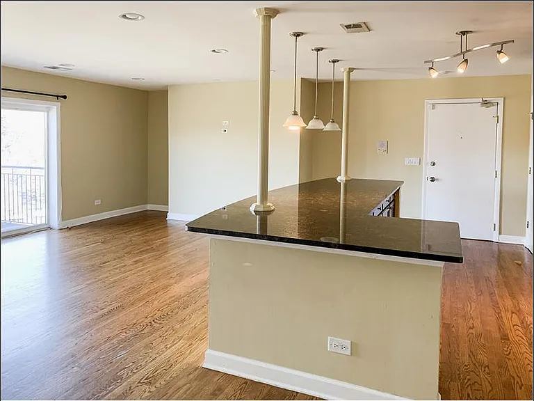 9601 Golf Rd #401 — Photo 6