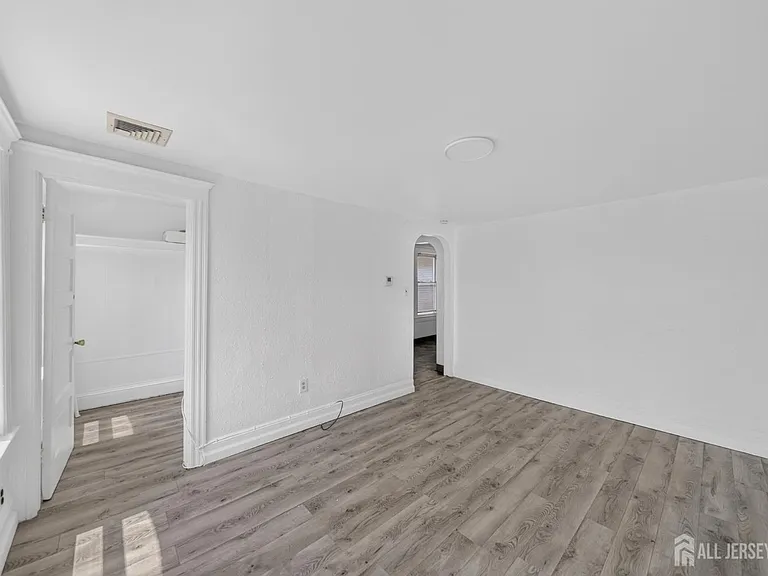 23 Union St #2 — Photo 6