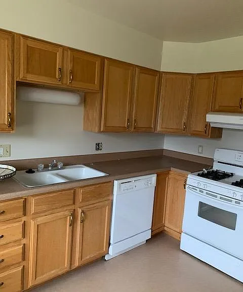 600 Tulane Dr — Photo 3