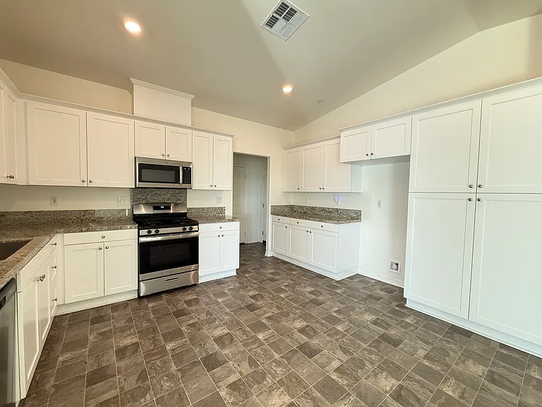 6457 Big Bend Way — Photo 4