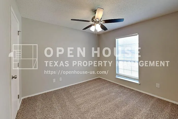 1824 Cancun Dr — Photo 16