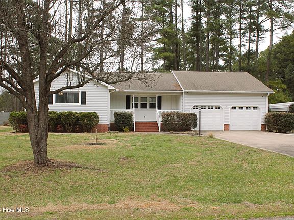 3rd image of 4902 Simpson Dr