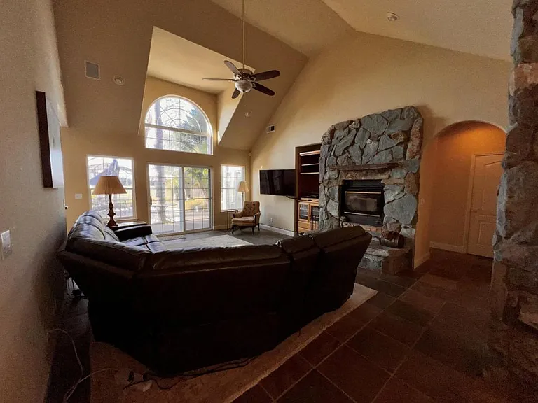 17363 S Henry Rd — Photo 14