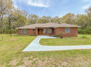 6020 Enfinger Rd, Pace, FL 32571