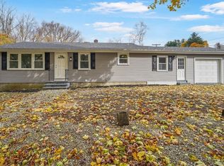7 Airport Rd, North Grafton, MA 01536