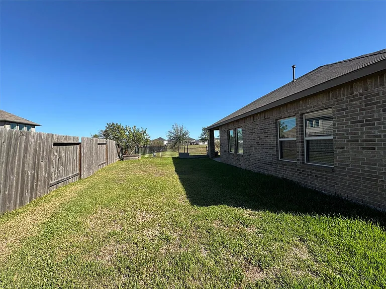 29602 Juniper Ct — Photo 38