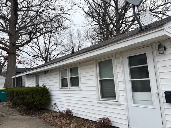 208 Ardennes Ave, Mishawaka, IN 46545