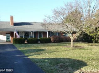 16534 Edward Doub Rd, Williamsport, MD 21795