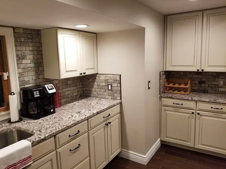 3696 Eisenhower Rd — Photo 8