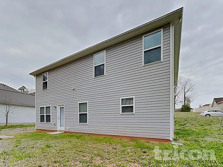 135 Coddington Ln — Photo 18
