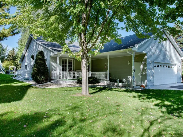 21808 Sugar Ln, Rogers, MN 55374