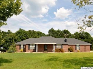 1985 New Center Rd, Somerville, AL 35670