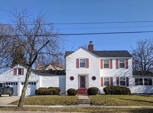 850 N Foster Ave, Lansing, MI 48912