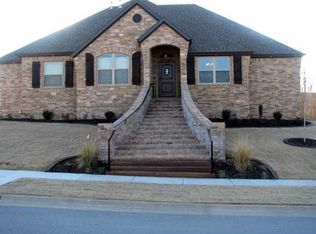 4939 Chesney Dr, Fayetteville, AR 72764