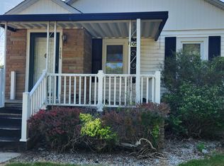 1055 N Schuermann Rd, Essexville, MI 48732
