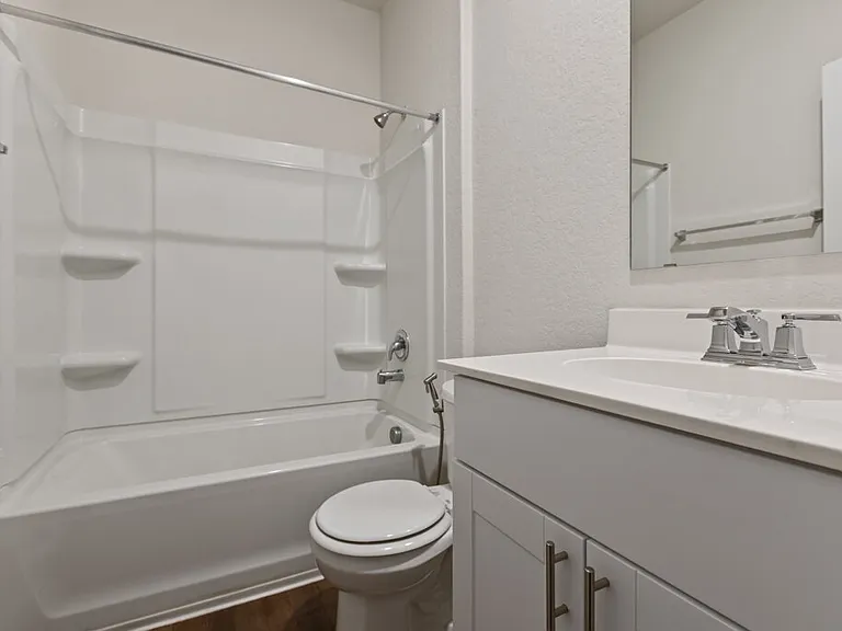 440 Lynwood Gold — Photo 21