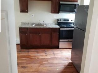 14 South St #2R, Pawtucket, RI 02860