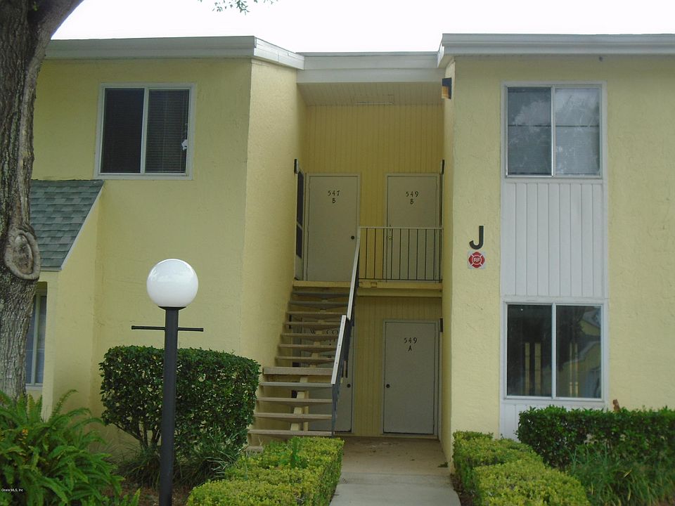 1st image of 547 Fairways Cir #0