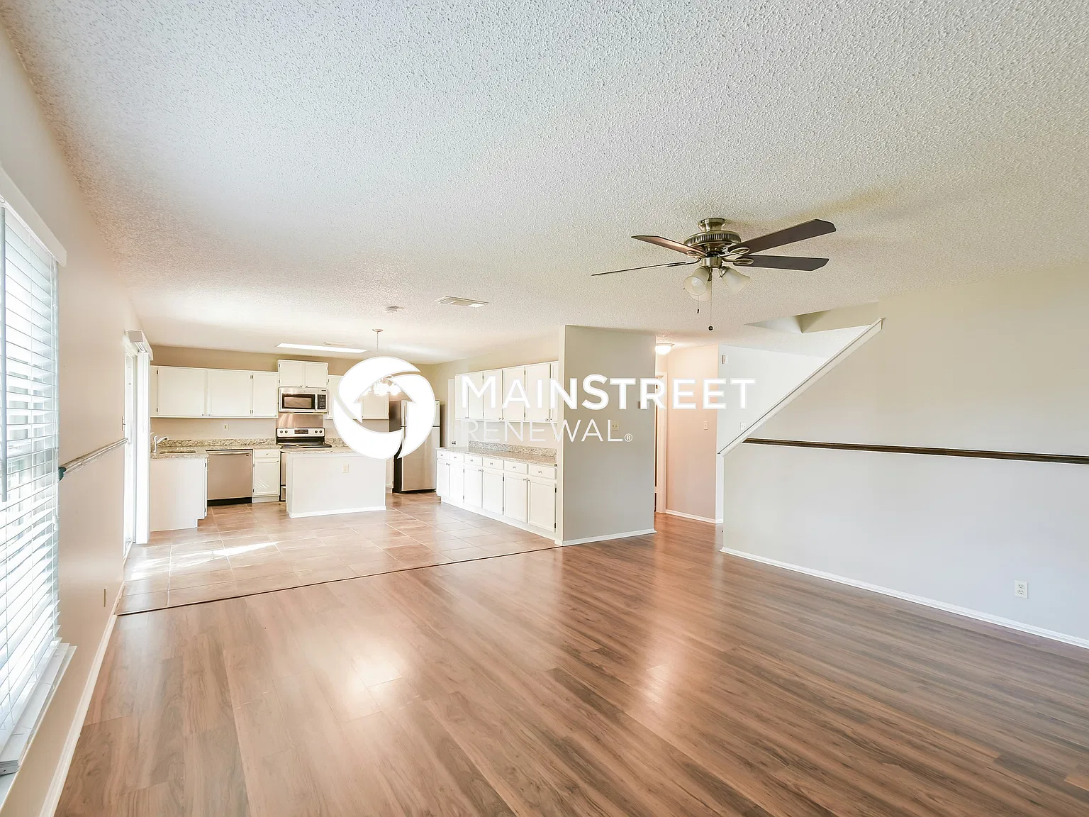 8403 Laurel Bend — Photo 4