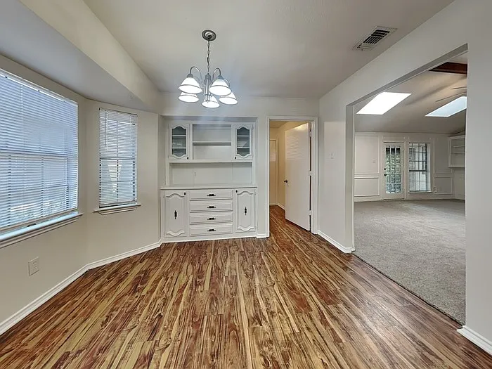 3110 Berkshire Dr — Photo 7