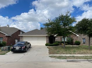 817 Loftin St, Crowley, TX 76036