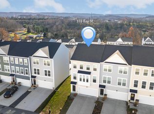 318 Bay St, Morgantown, WV 26508