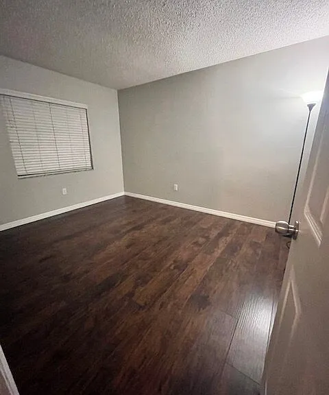 724 Fortuna Dr — Photo 27