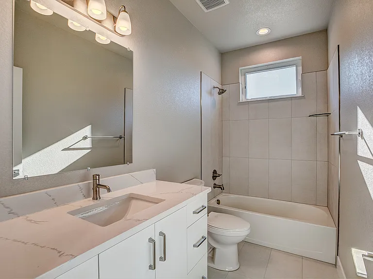817 Cherokee Dr — Photo 19
