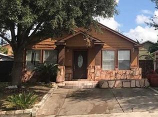 323 Ocean Dr, Laredo, TX 78043