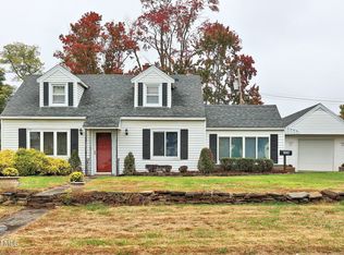 1030 Helen St, Schenectady, NY 12303