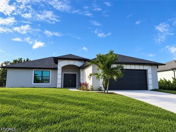2611 21st St SW, Lehigh Acres, FL 33976