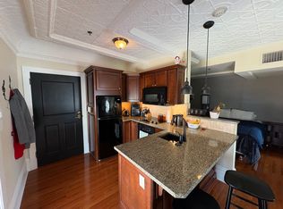 445 5th St APT 305, Columbus, IN 47201