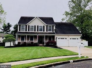 24 Meadow Ln, Eastampton, NJ 08060