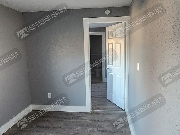4th image of 17310 Bentler St #3B