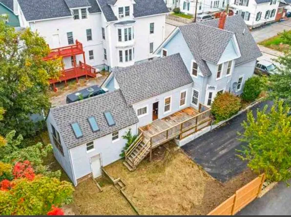 78 Ashland Street, Manchester, NH 03104
