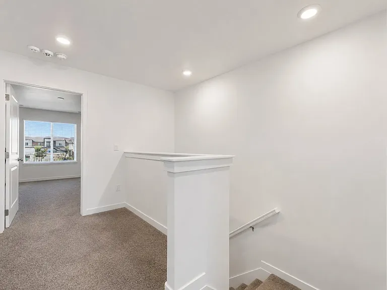 3361 E Elkhorn Ln — Photo 11