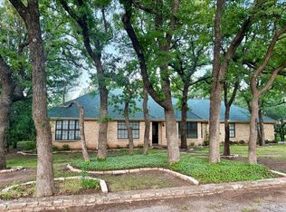 150 Timber Ridge Dr, Graham, TX 76450