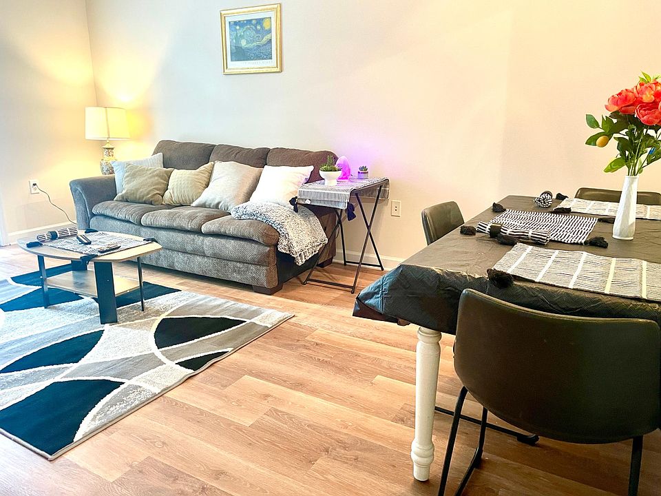 2nd image of 230 College Pl #107