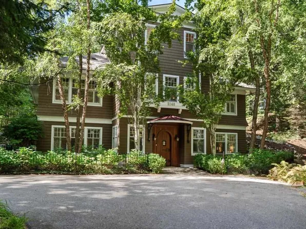 5140 Thornswift Ct, Harbor Springs, MI 49740
