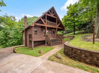 808 Cascade Trl, Fancy Gap, VA 24328