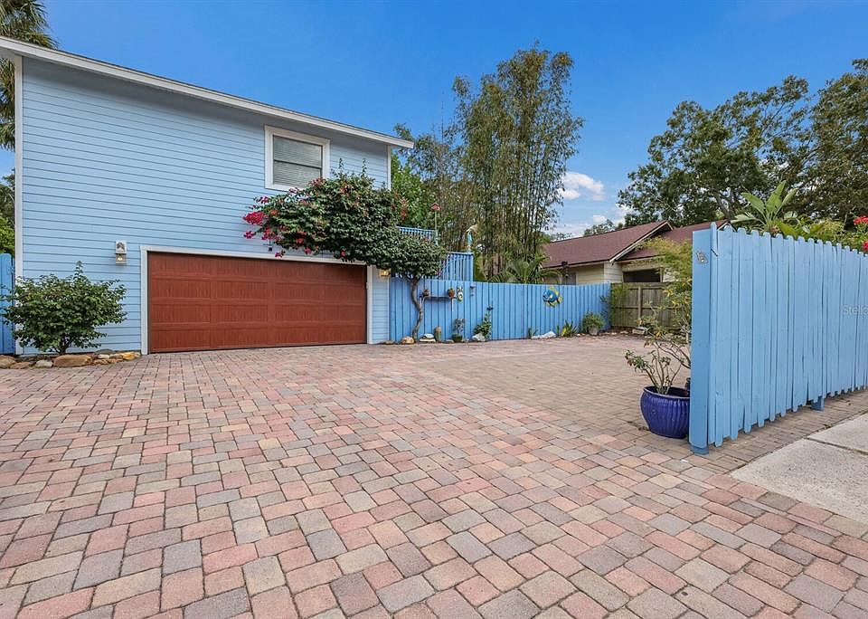 1st image of 724 N ORANGE AVENUE