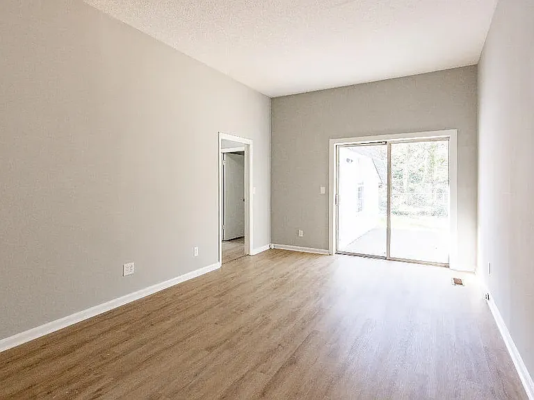 3728 Fountain Ave #3728 — Photo 3