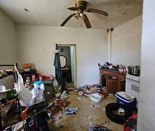 3rd image of 1811 McKean Ave