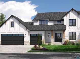 1204 S Sugar Maple Dr, Sioux Falls, SD 57110