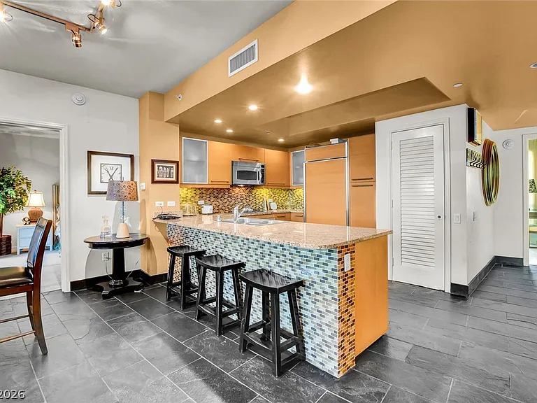 322 Karen Ave #2301 — Photo 21