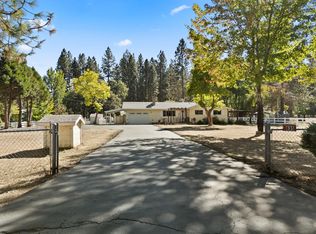 835 Minthorne Rd, Rogue River, OR 97537