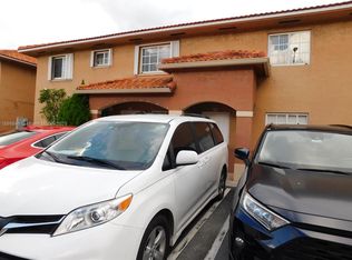 2461 W 76th St APT 211, Hialeah, FL 33016