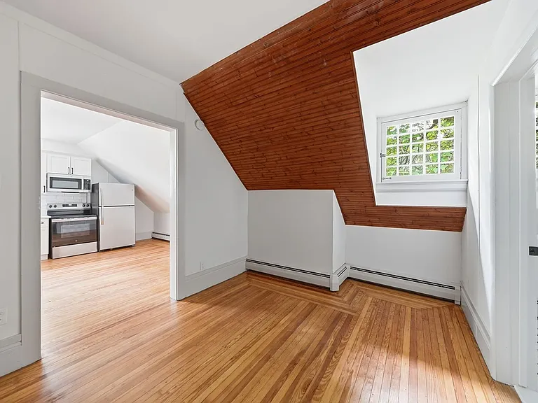 245 Clinton St — Photo 24