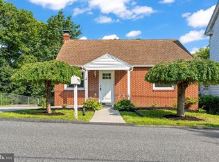 724 Dunkle St, Harrisburg, PA 17113