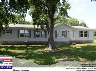 121 E Pine St, Quenemo, KS 66528